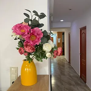 https://center-hostel-and-guest-house.inbudapesthotels.com